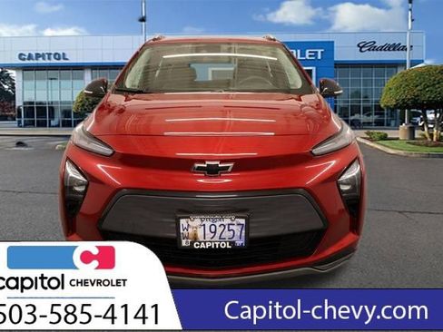 Used 2023 Chevrolet Bolt EUV LT w/ Driver Confidence Package image 8
