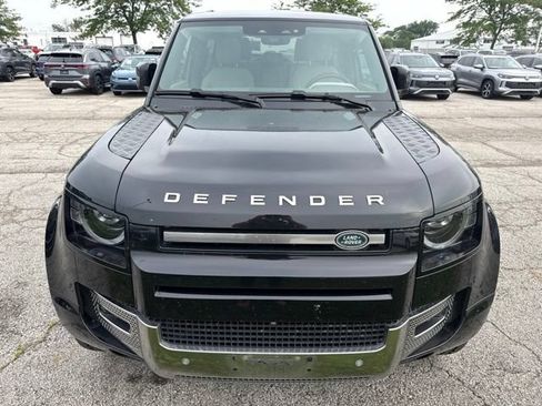 Used 2023 Land Rover Defender 90 SE AWD/4WD image 10