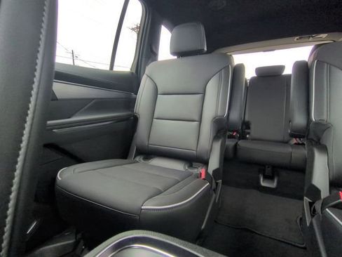 New 2026 Buick Enclave Preferred image 4