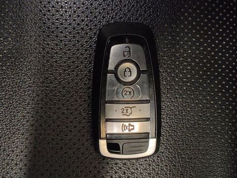 Used 2021 Ford Escape SEL w/ Technology Package image 32