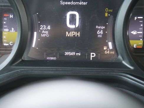 Used 2024 Jeep Wrangler Unlimited w/ Convenience Group AWD/4WD image 20