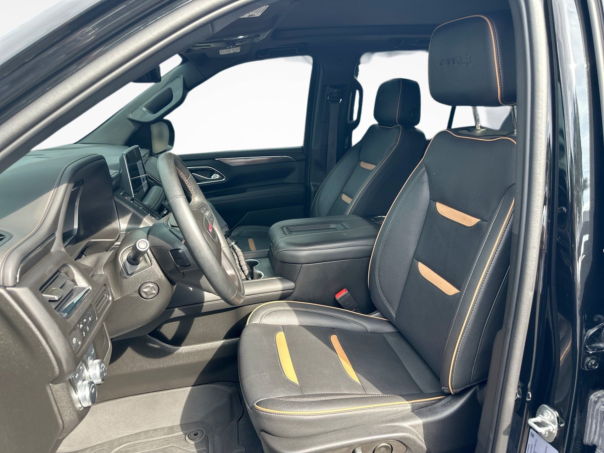 Certified 2023 GMC Yukon AT4 AWD/4WD image 5