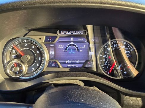 Used 2021 RAM 1500 Big Horn AWD/4WD image 29