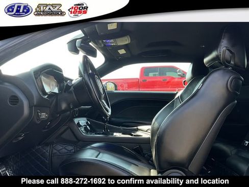 Used 2016 Dodge Challenger R/T Plus RWD image 10