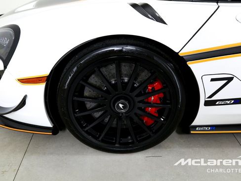 Used 2020 McLaren 620R RWD image 28