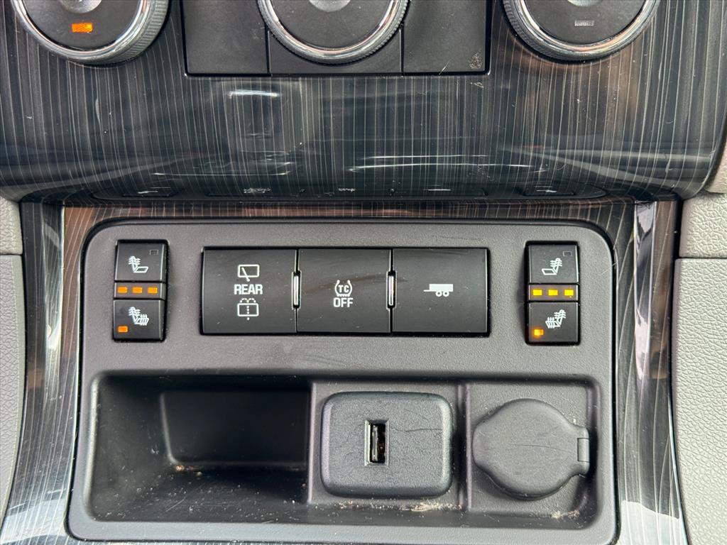 Used 2015 Chevrolet Traverse LT FWD image 20