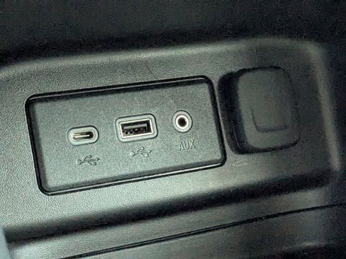 Certified 2024 Chevrolet Equinox LT image 25