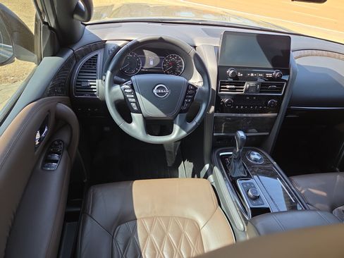 Used 2022 Nissan Armada Platinum w/ Captain's Chairs Package image 8