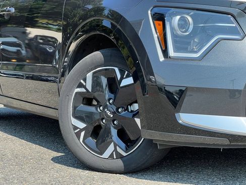 Certified 2023 Kia Niro Wind w/ Wind Preserve Package FWD image 2