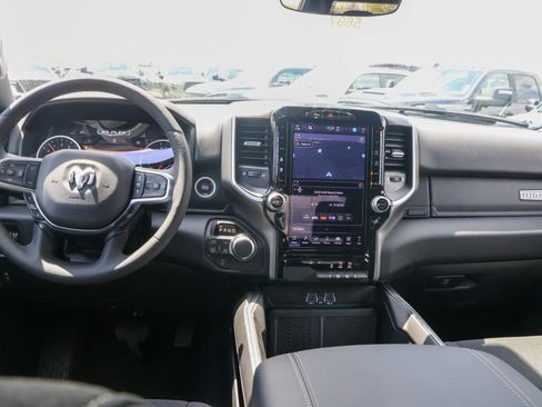 New 2026 RAM 1500 4x4 Crew Cab image 16