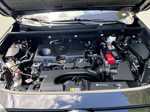 Used 2020 Toyota RAV4 XLE w/ Convenience Package AWD/4WD image 10