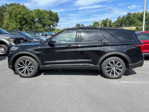 New 2027 Ford Explorer ST-Line AWD/4WD image 10