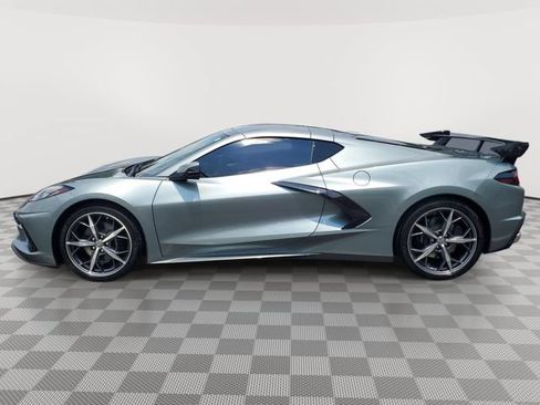 Used 2023 Chevrolet Corvette Stingray Premium Cpe w/ 3LT RWD image 3