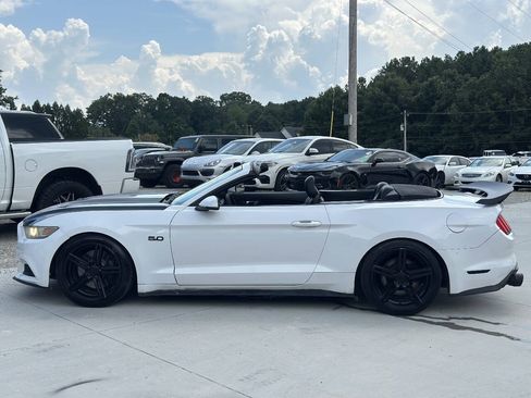 Used 2015 Ford Mustang GT Premium RWD image 4