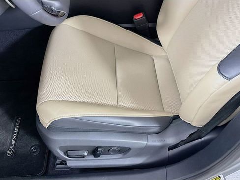 Used 2019 Lexus ES 350 image 23
