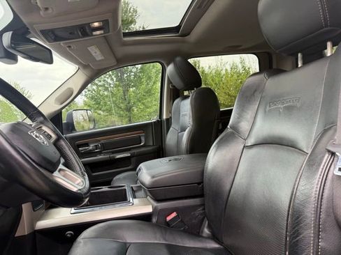 Used 2015 RAM 2500 Laramie w/ Black Appearance Group image 14