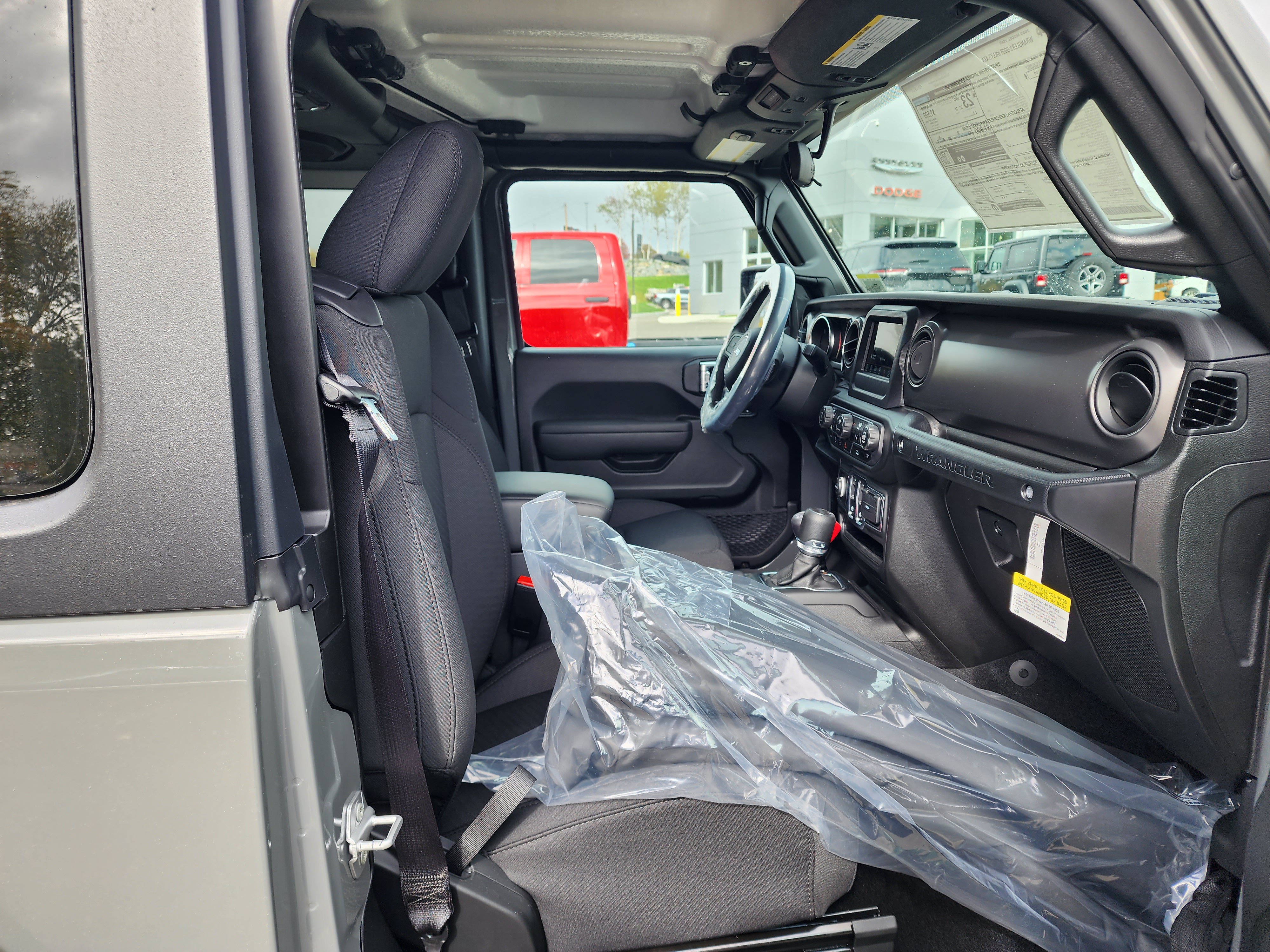 Used 2023 Jeep Wrangler Sport AWD/4WD image 18