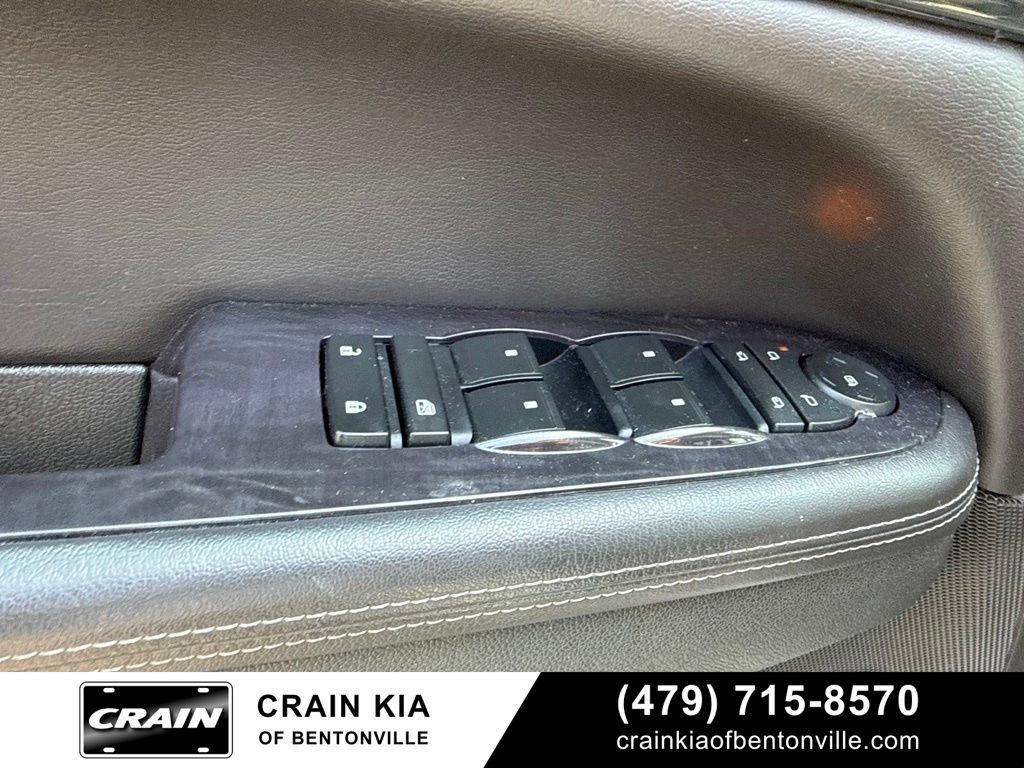 Used 2016 Buick Enclave Premium w/ Experience Buick Package AWD/4WD image 18