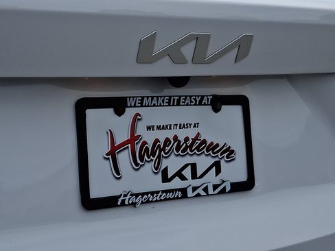Certified 2023 Kia Sorento SX AWD/4WD image 31