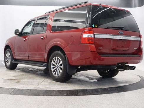 Used 2017 Ford Expedition EL XLT w/ Equipment Group 202A image 6