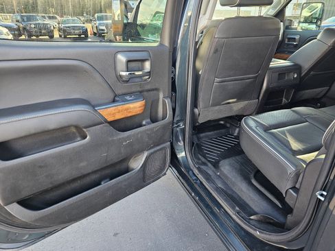 Used 2018 Chevrolet Silverado 3500 High Country image 22