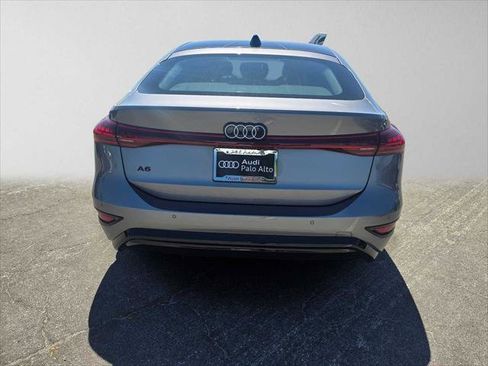 Used 2025 Audi A6 e-tron Prestige RWD image 4