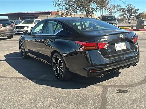 Used 2023 Nissan Altima 2.5 SR image 5