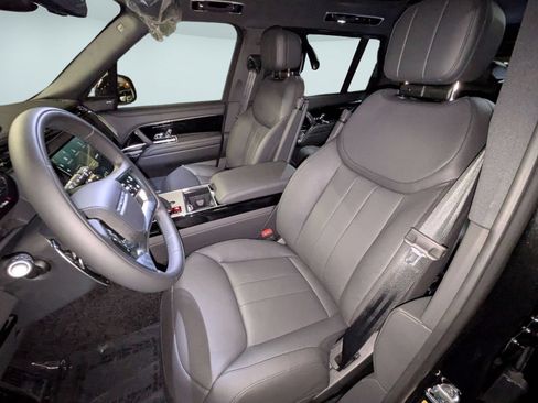 New 2026 Land Rover Range Rover Long Wheelbase SE AWD/4WD image 15