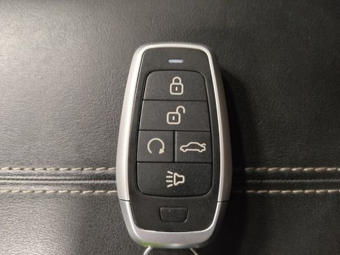 Used 2022 Nissan Sentra S FWD image 32