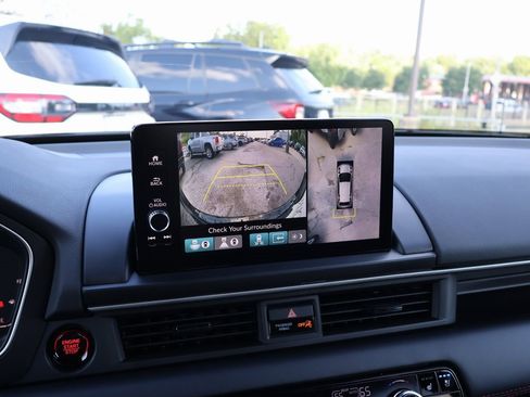 New 2025 Honda Pilot Black Edition image 17