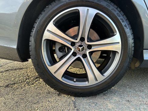 Used 2020 Mercedes-Benz E 350 4MATIC Sedan w/ Parking Assistance Package image 43