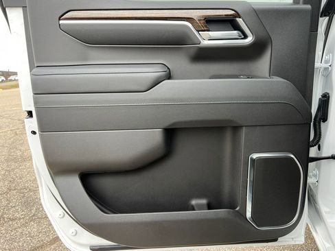 New 2026 GMC Sierra 1500 Elevation image 35