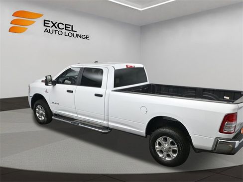 Used 2024 RAM 3500 Big Horn image 37