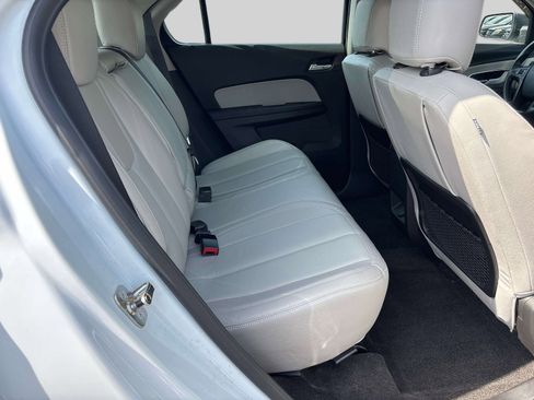 Used 2011 Chevrolet Equinox LS FWD image 14