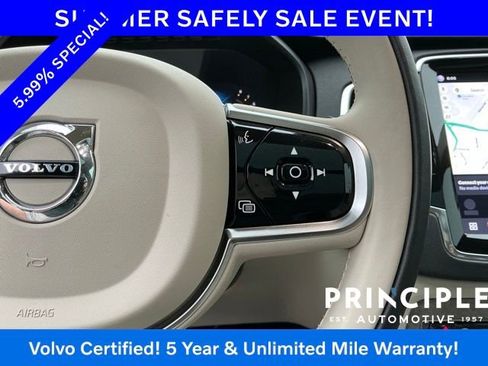 Certified 2023 Volvo XC90 B5 Plus AWD/4WD image 24