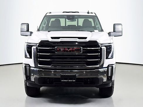 Used 2025 GMC Sierra 2500 SLE w/ SLE Value Package; image 2