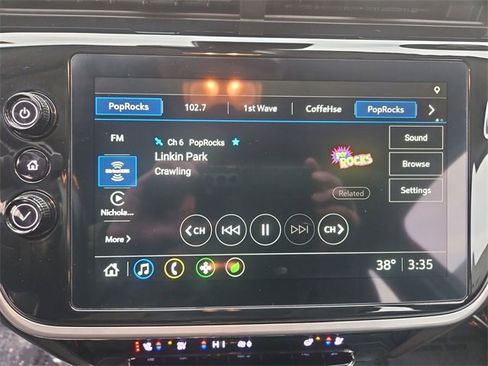 Used 2023 Chevrolet Bolt EUV LT w/ Convenience Package image 13