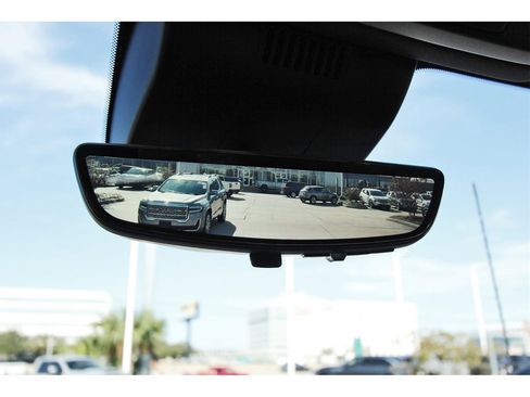 Used 2025 GMC Sierra 2500 AT4 w/ AT4 Premium Plus Package image 24