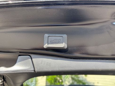 Used 2025 Toyota RAV4 XLE w/ Convenience Package AWD/4WD image 23