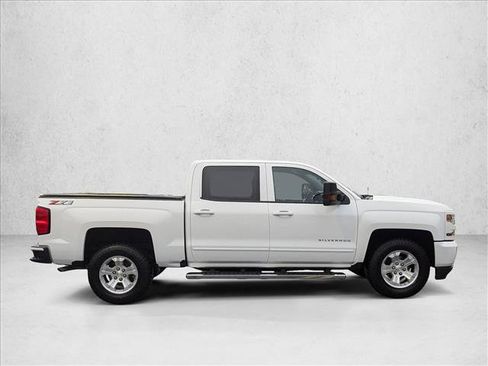 Used 2018 Chevrolet Silverado 1500 LT w/ All Star Edition image 2