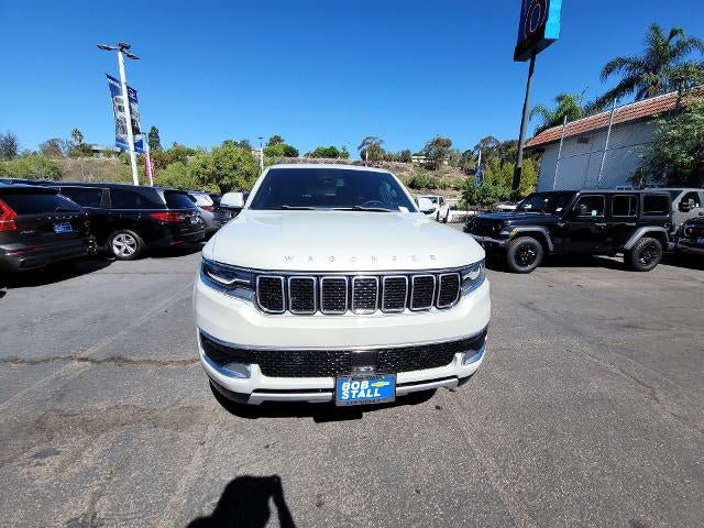 Used 2022 Jeep Wagoneer Series II RWD image 3