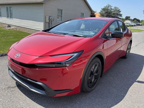 New 2026 Toyota Prius LE FWD image 8