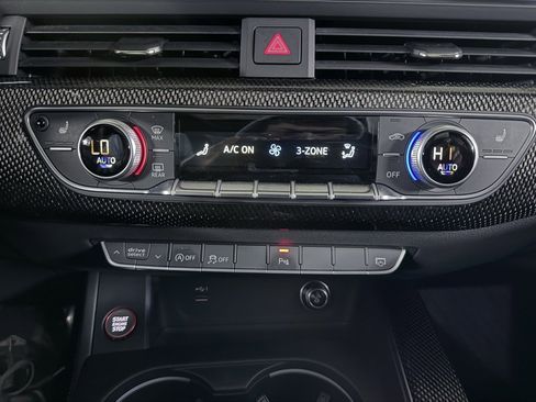 Used 2019 Audi S4 Prestige w/ Prestige Package image 39