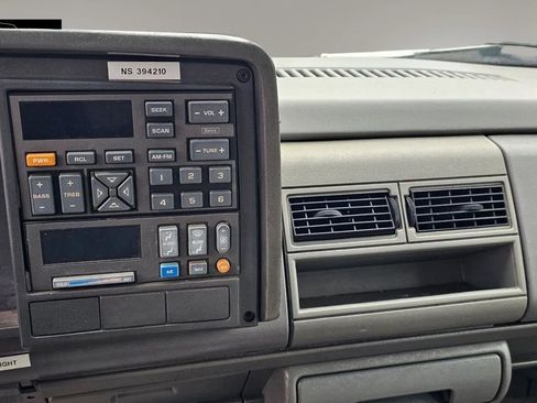 Used 1994 Chevrolet Silverado 3500 136 WB image 11