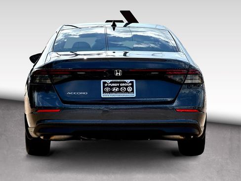 Used 2025 Honda Accord SE image 7
