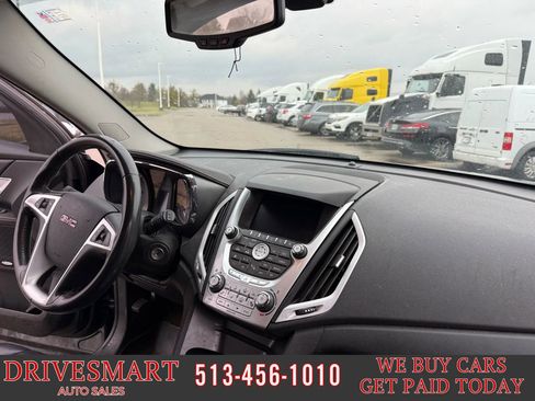 Used 2011 GMC Terrain SLT image 9