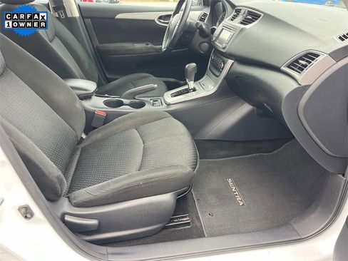 Used 2015 Nissan Sentra SR w/ Navigation Package image 27