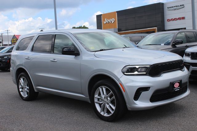 Used 2025 Dodge Durango GT AWD/4WD image 1