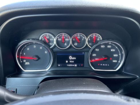 Used 2020 Chevrolet Silverado 2500 LT w/ Convenience Package image 17