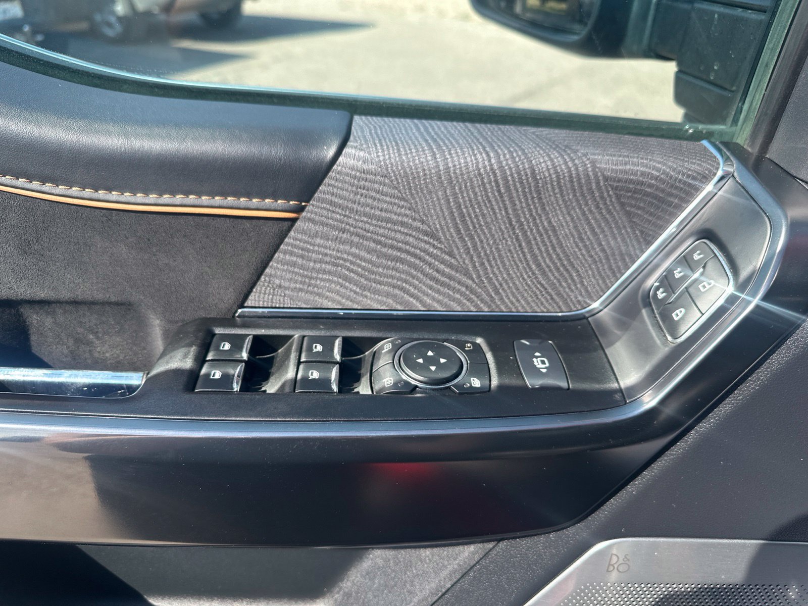 Used 2023 Ford F150 Platinum AWD/4WD image 10